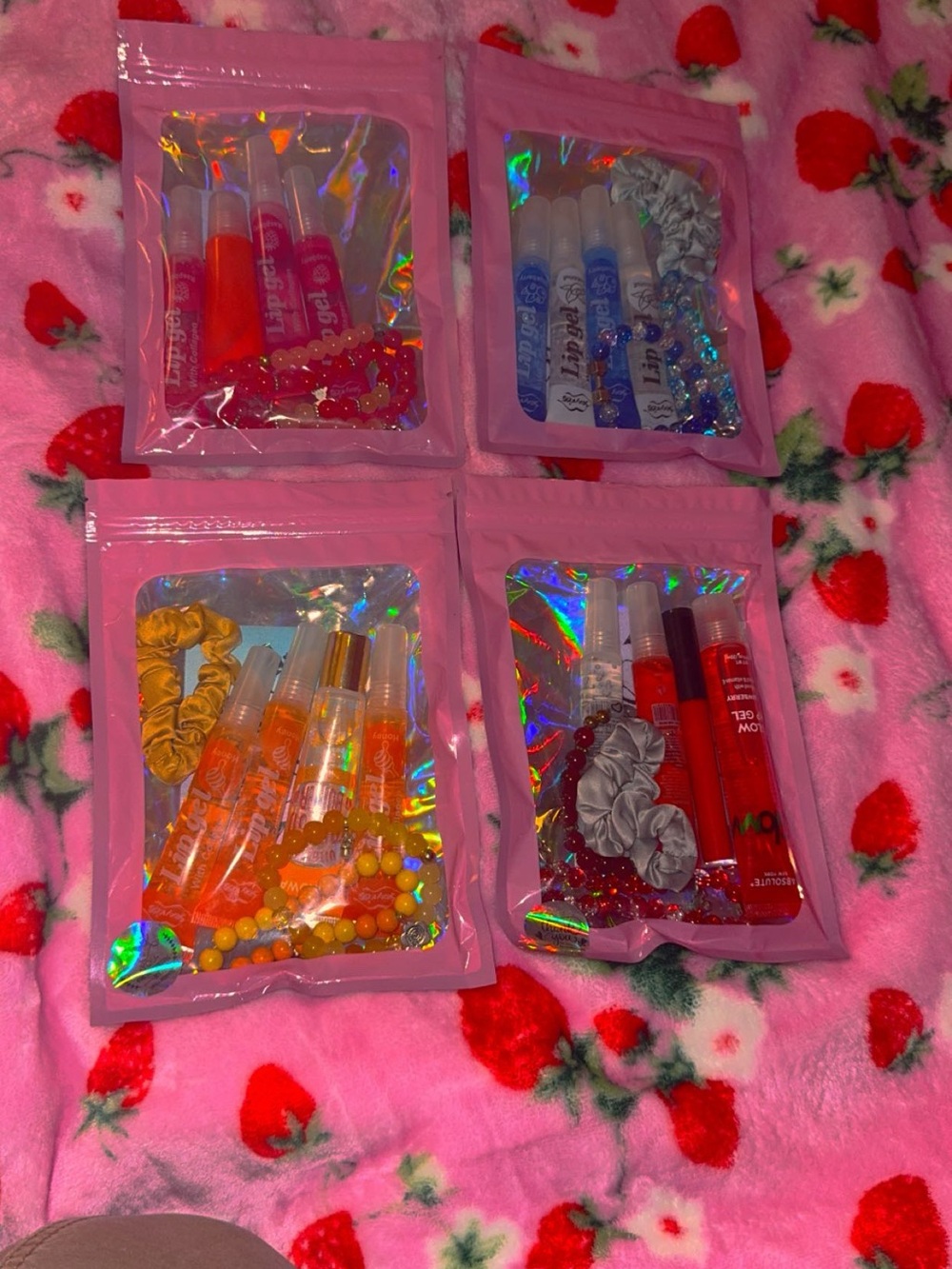 1 packet Lip Gloss & Scrunchie Gift Pouches — Pink, Red, Orange, Blue